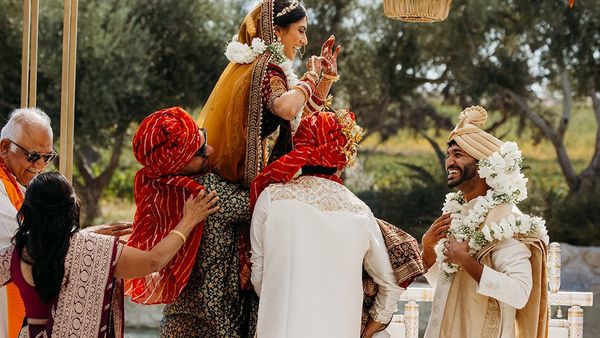Bay Area Wedding Trends 2026: What's In, What's Out, What's Coming Back