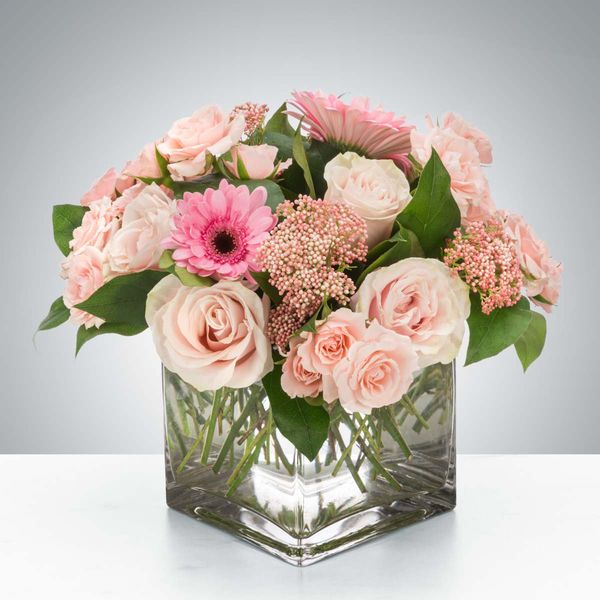 Flower Outlet & Gifts gallery photo 1