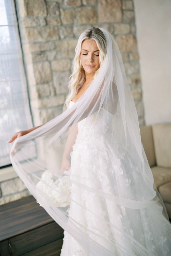 Contour Bridal gallery photo 2