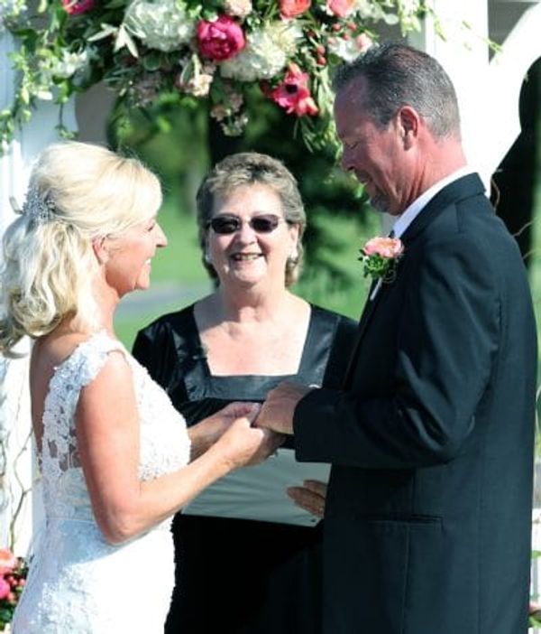 Helen Emberly Wedding Officiant gallery photo 3