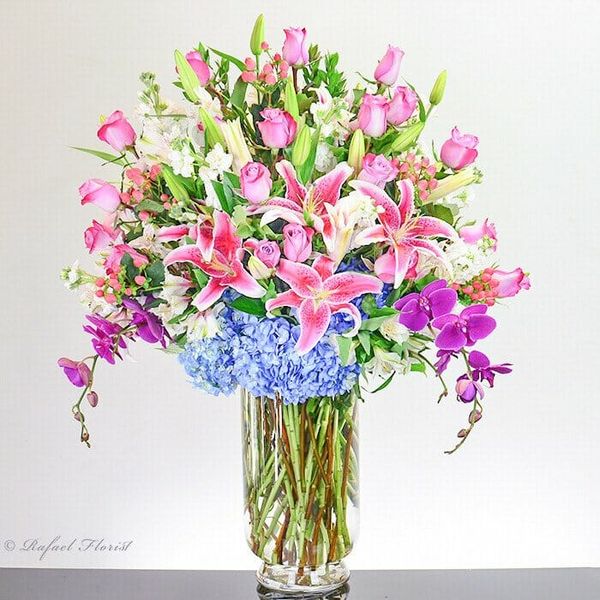Rafael Florist gallery photo 3
