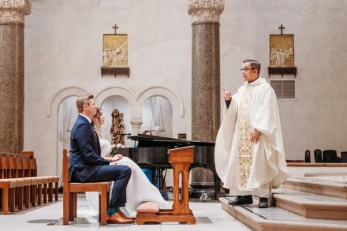 Bay Area Wedding Officiant Guide: Finding the Right Ceremony Leader