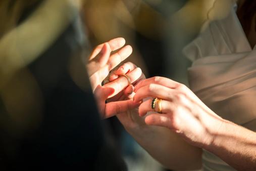 San Francisco City Hall Wedding Guide (2026): Costs, Timing, and a Stress-Free Plan