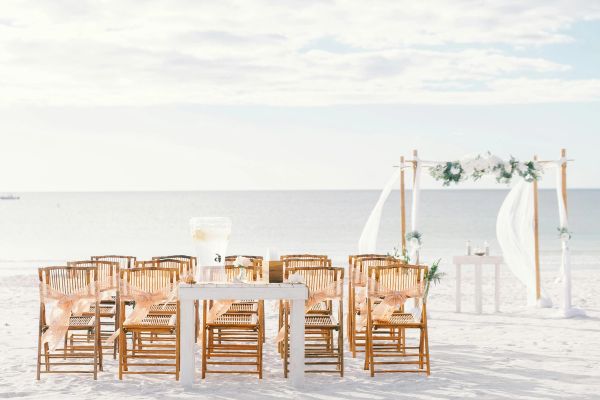 Beyond Lace Wedding Planner gallery photo 4