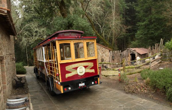 Napa Valley Wine Trolley gallery photo 1