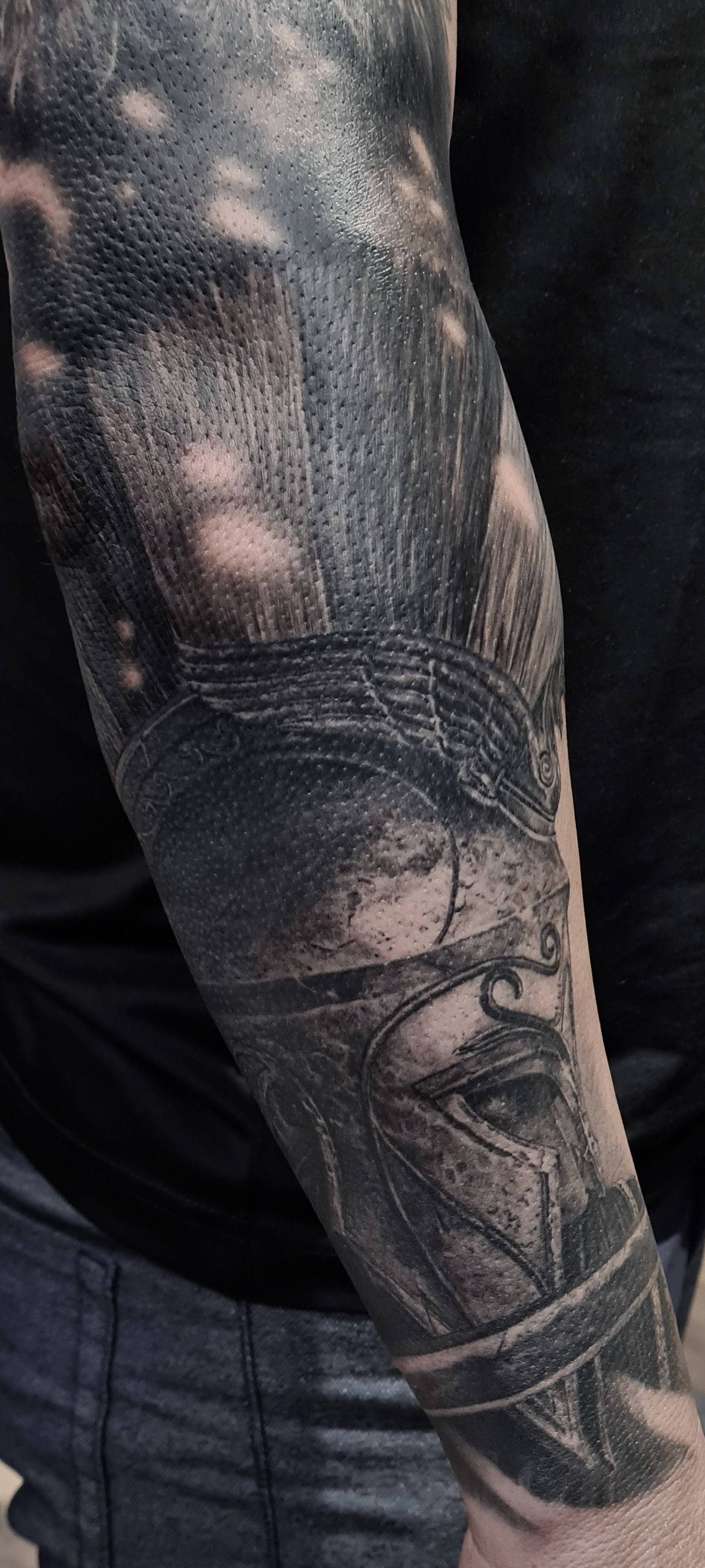 Black & White Spartan helmet Tattoo 27