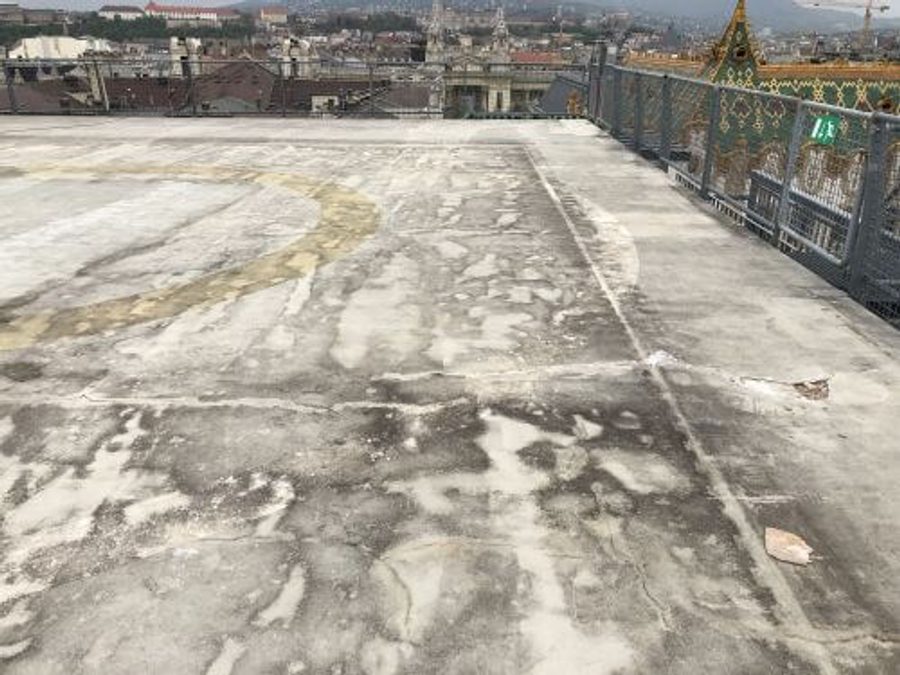 Kültéri burkolat tisztítása – Előtte