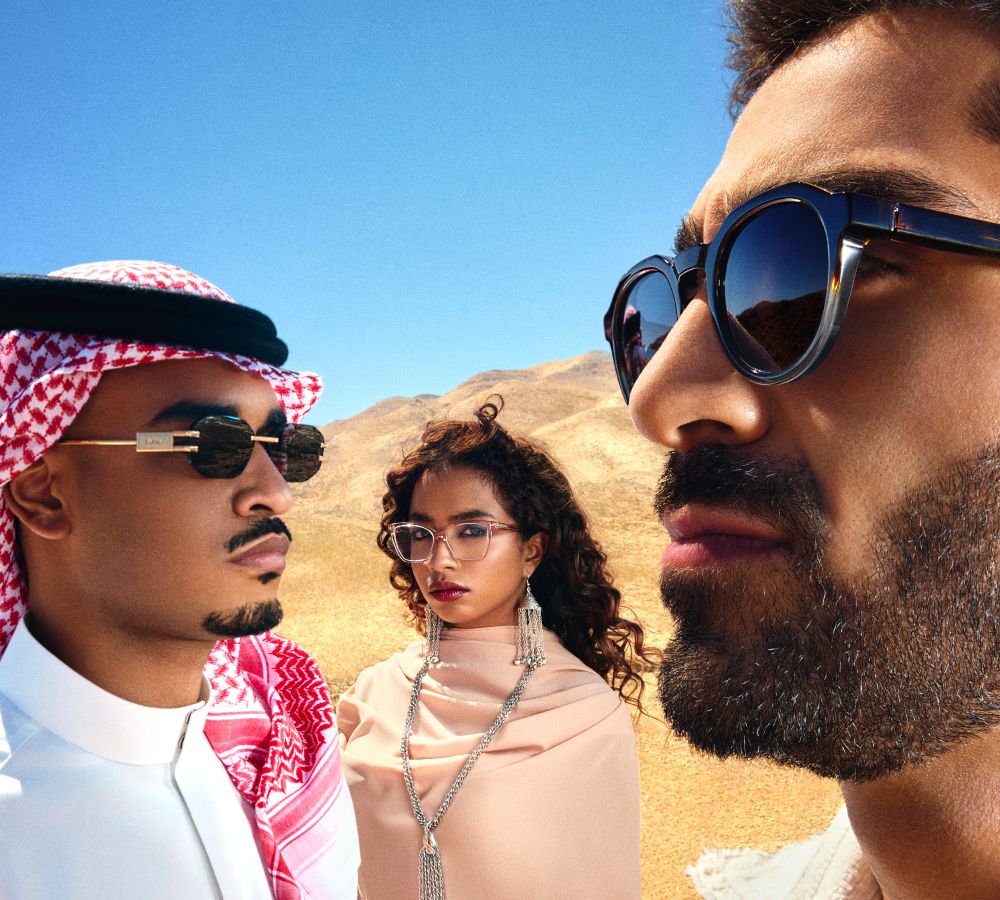 الاحتفال باليوم الوطني السعودي بأناقة: اختبروا هذه النظارات 