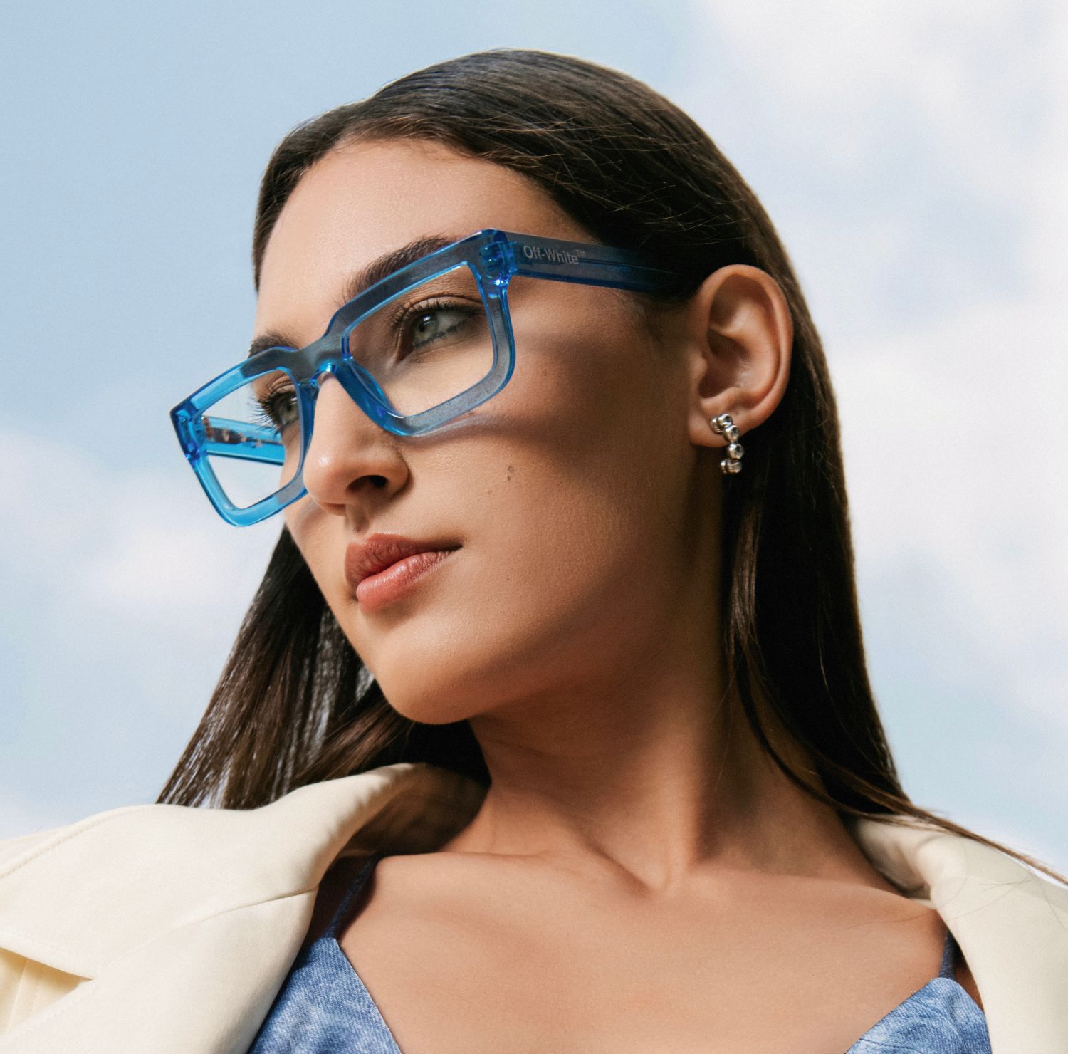 عمل طوال النهار وتصفح طوال الليل؟ ضرورة نظارات الحماية من الضوء الأزرق