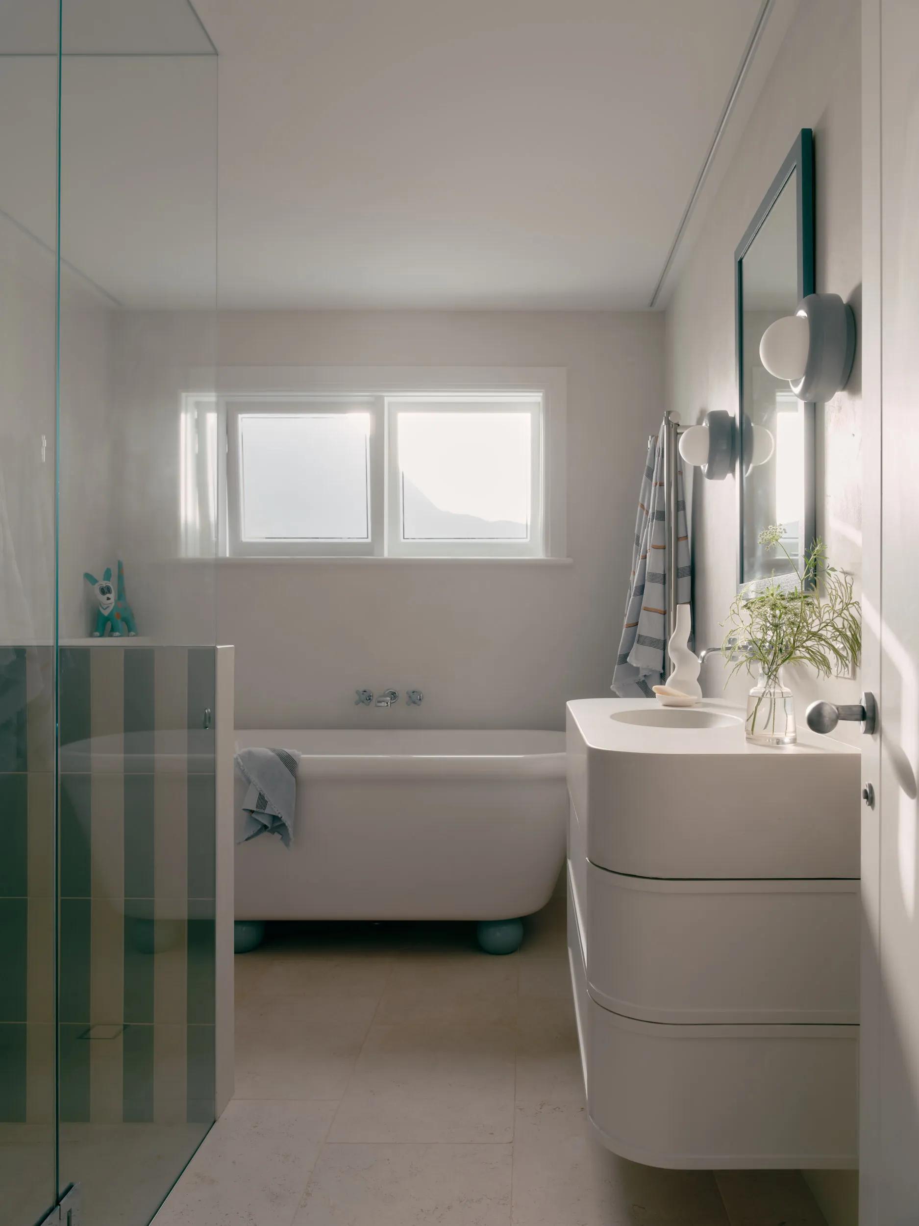 Frankly — View St, Woollahra