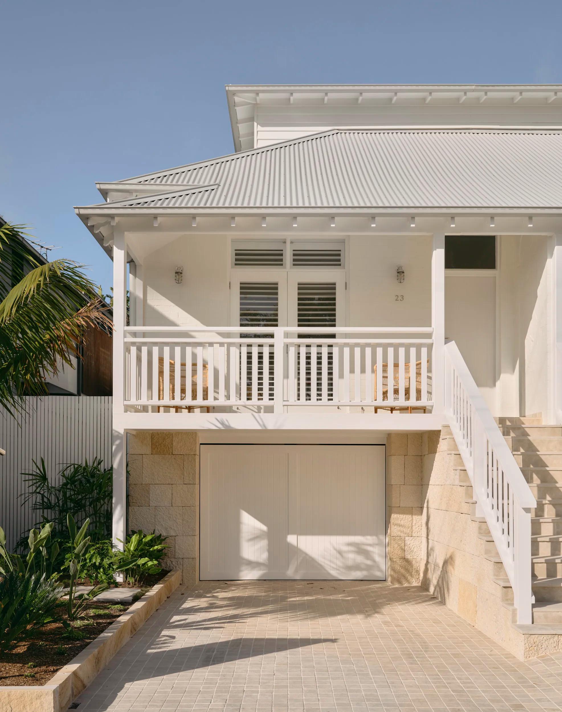 Frankly — Osborne Rd, Manly
