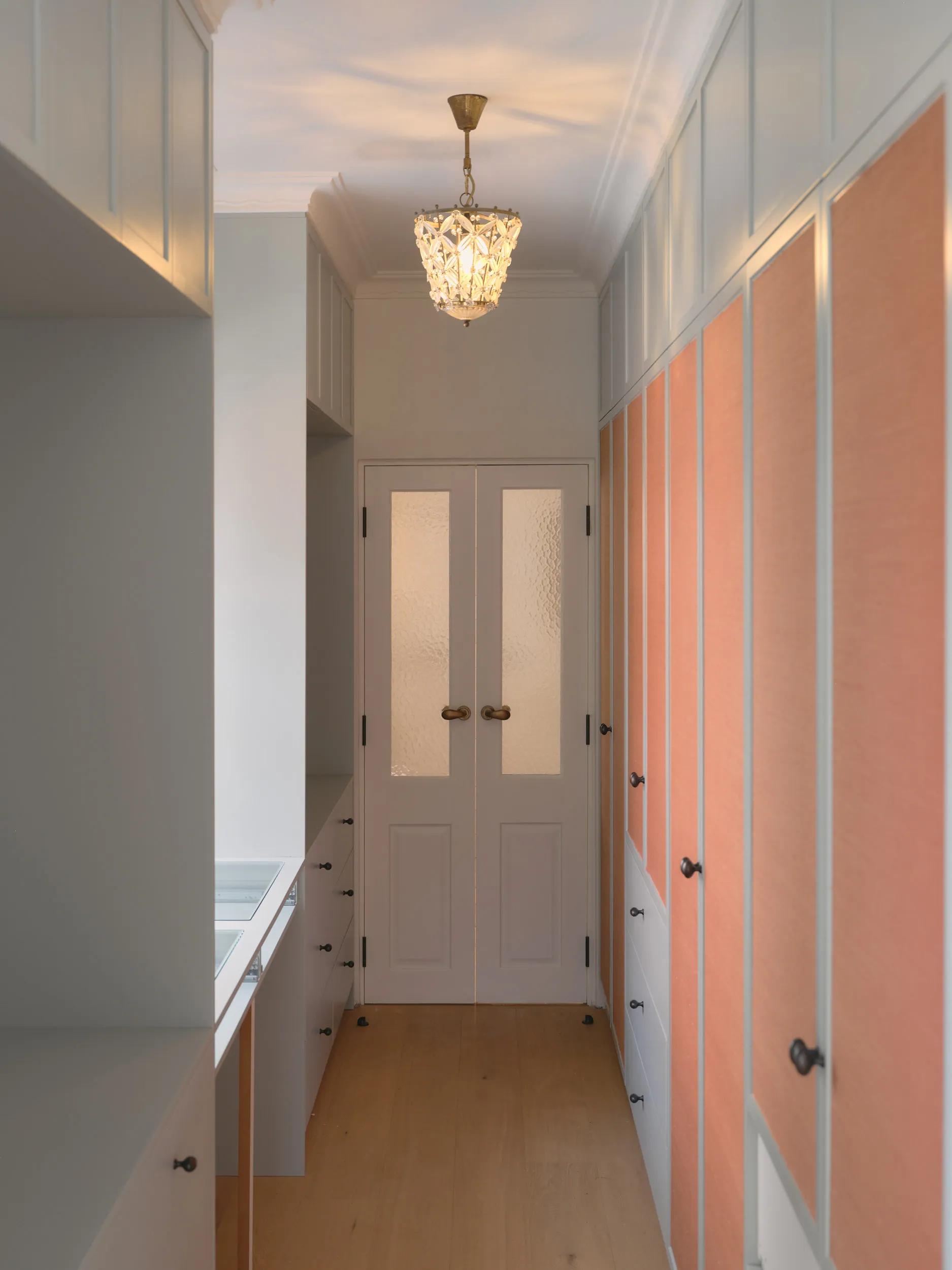 Frankly — Vientiuno House