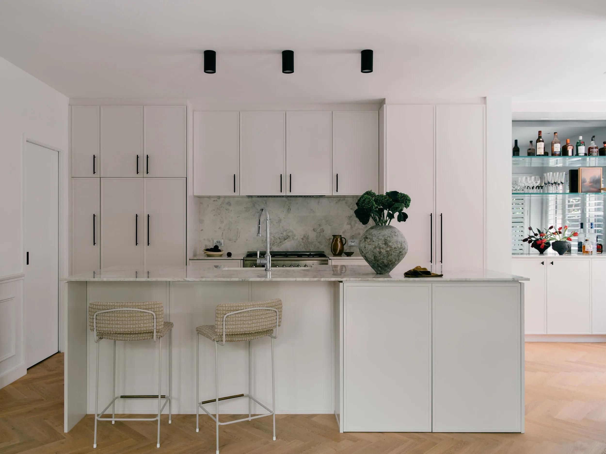 Frankly — Parkside Terrace, Cabarita
