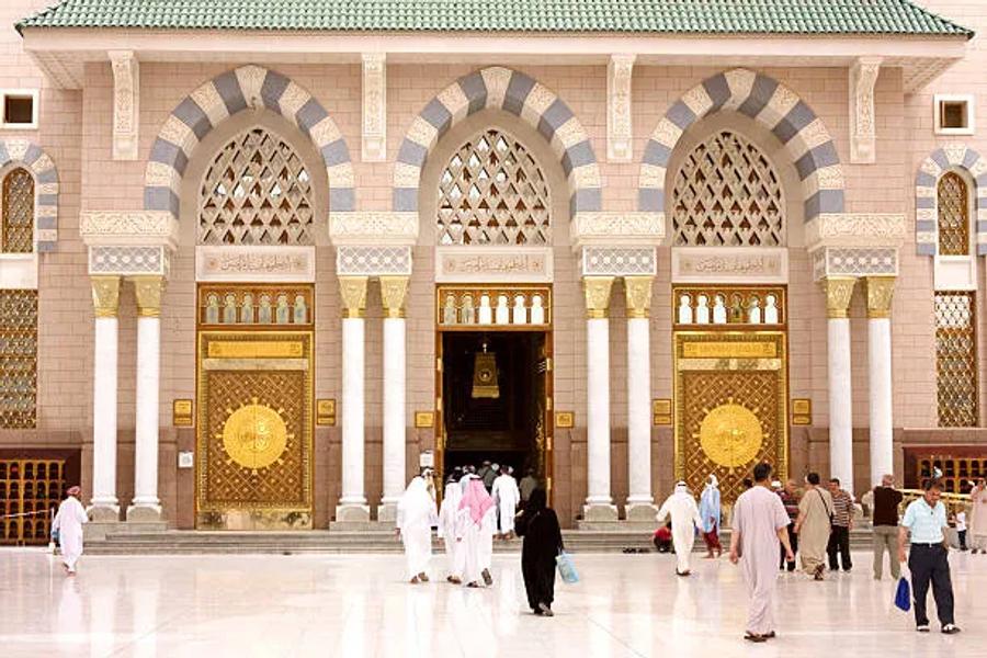 20 Days Standard Umrah Package