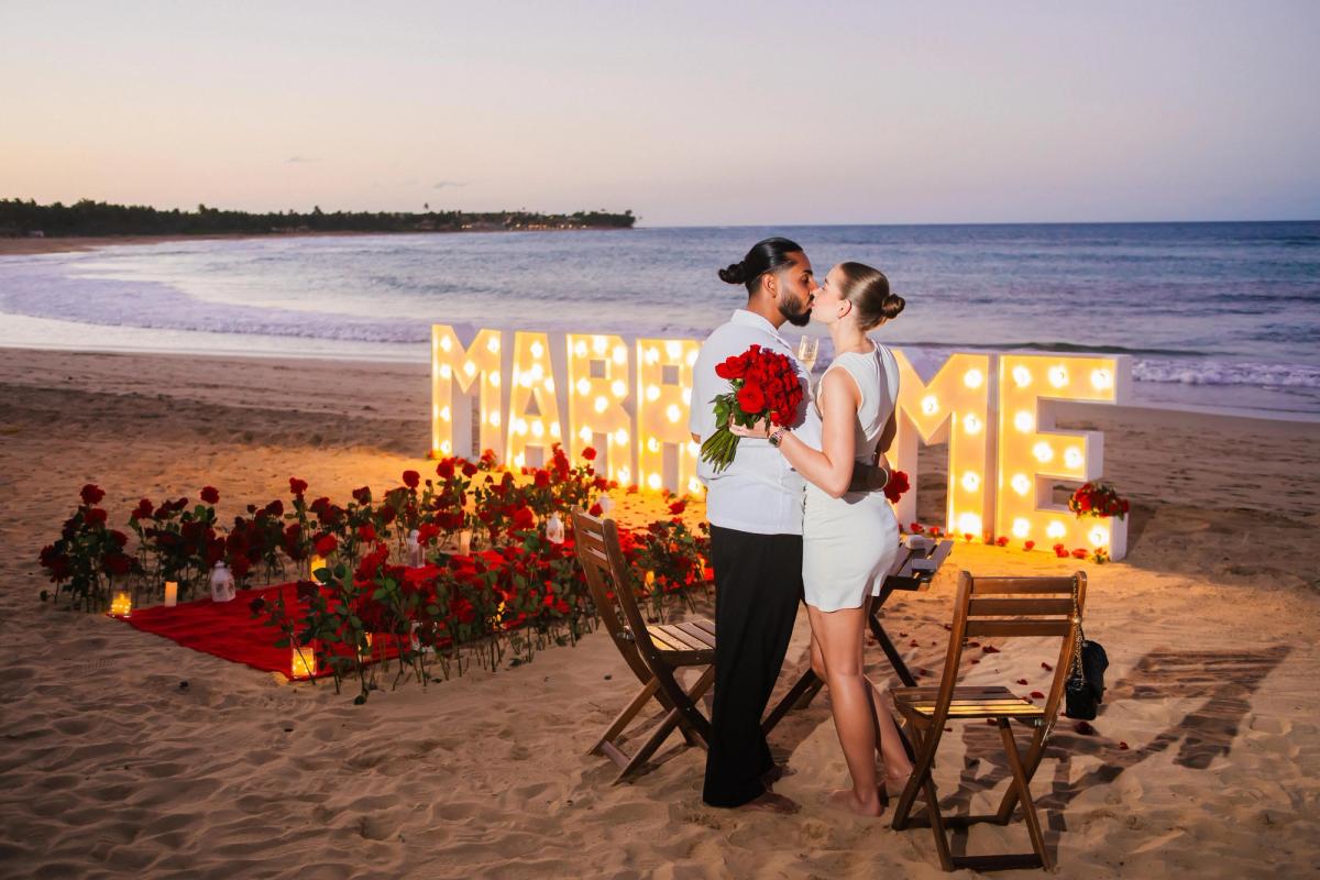 Sign of Love: featured décor 1 on a private beach in Uvero Alto, Punta Cana. Sign of Love: featured décor 1 on a private beach in Uvero Alto, Punta Cana.