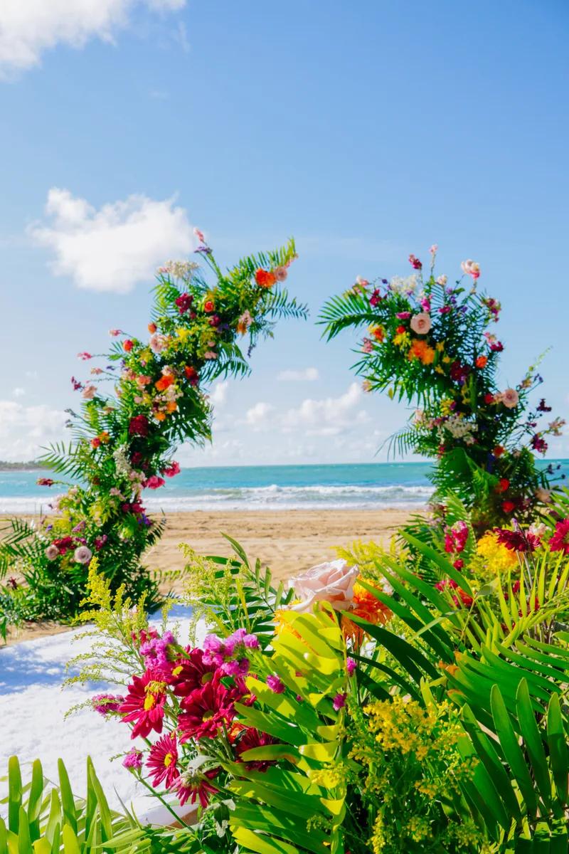 Jardin Botanique en Bord de Mer, décoration d’elopement à Punta Cana par Sertuin Events