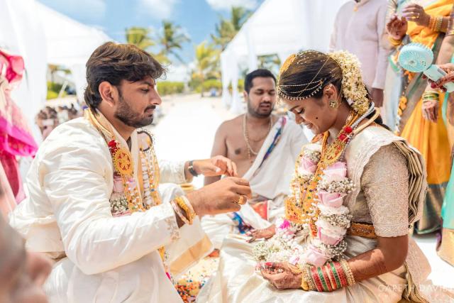 The couple sharing a wedding ritual — Punta Cana