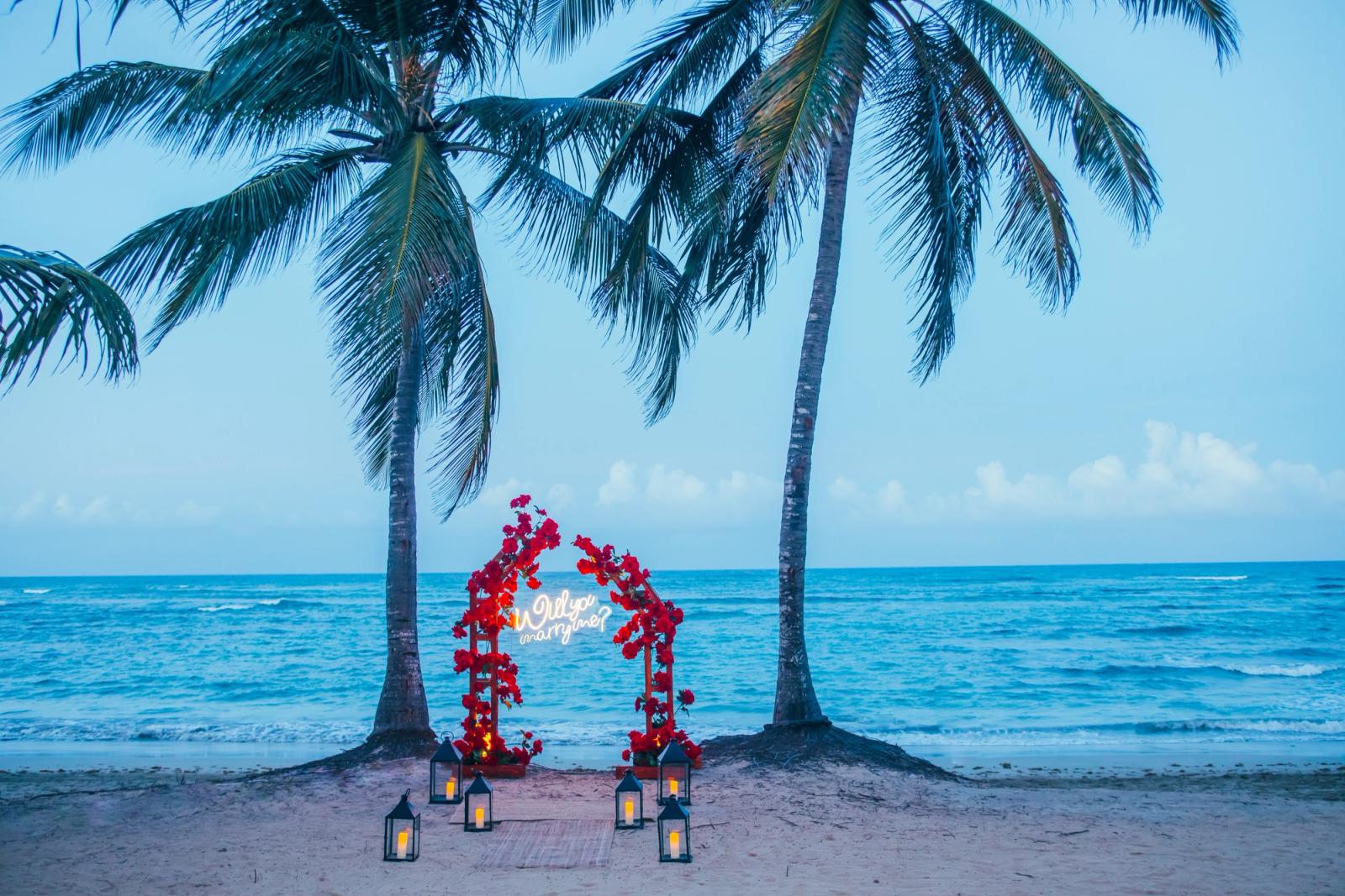 Amour Essence: detalhe da montagem 11 em uma praia privativa de Uvero Alto, Punta Cana. Amour Essence: detalhe da montagem 11 em uma praia privativa de Uvero Alto, Punta Cana.