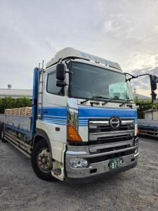 大型13t車ドライバー