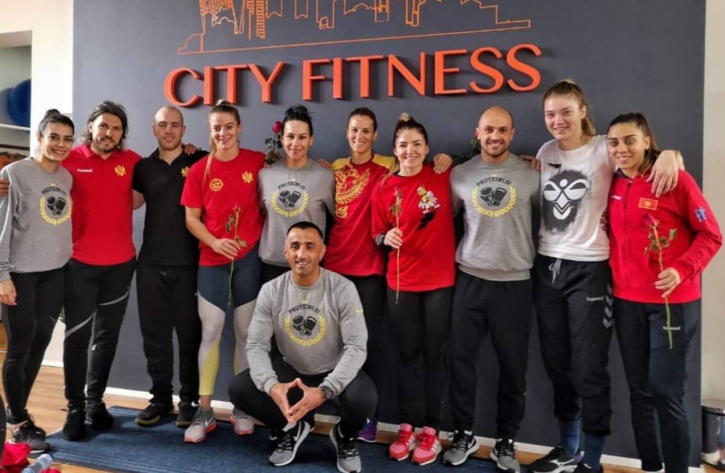Rukometašice Crne Gore, Zlatne lavice u City Fitness-u