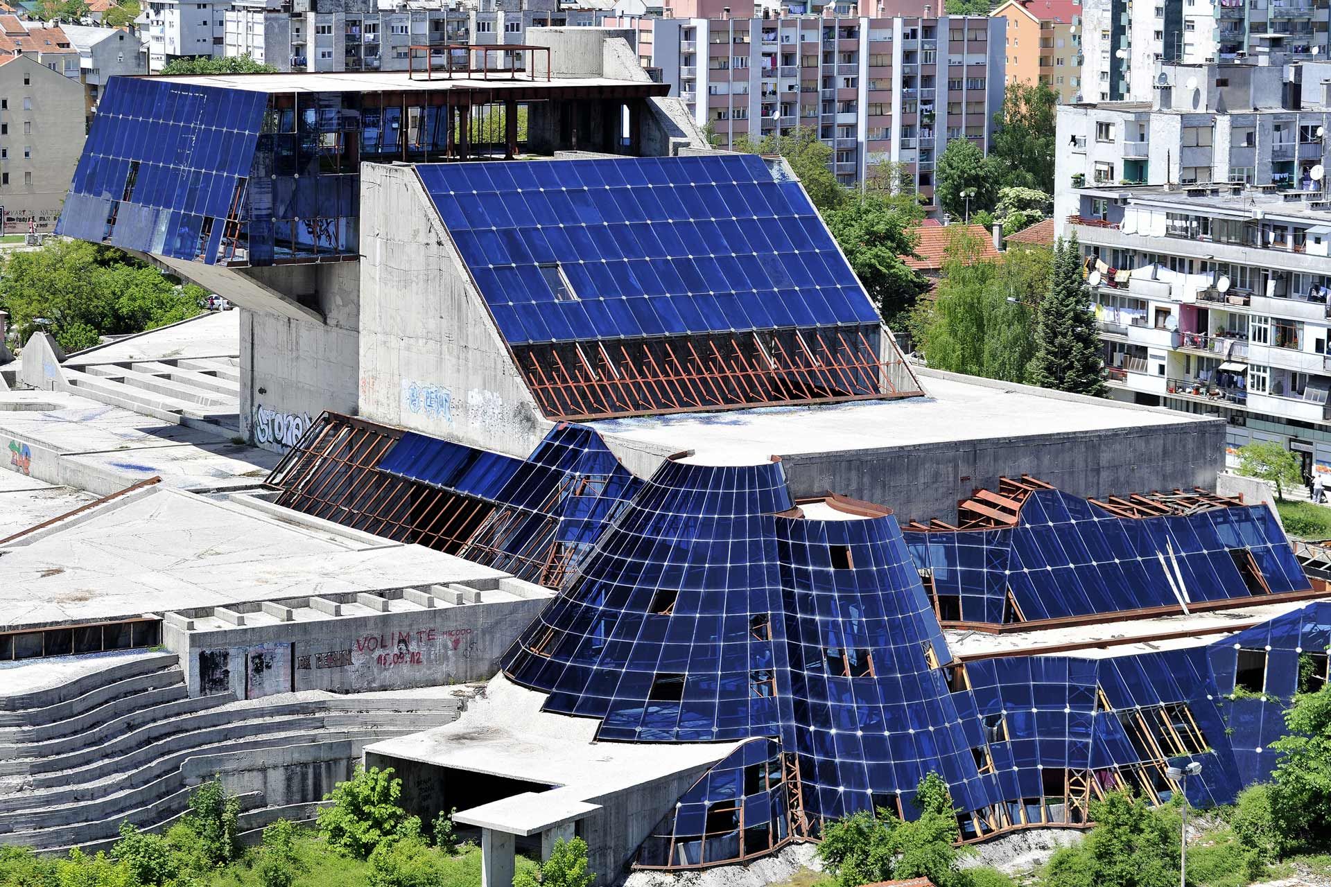 Dom revolucije, građevina u Nikšiću, prikaz iz ptičje perspektive