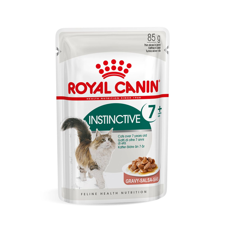 Envase de alimento Royal Canin Instinctive 7+ en salsa para gatos