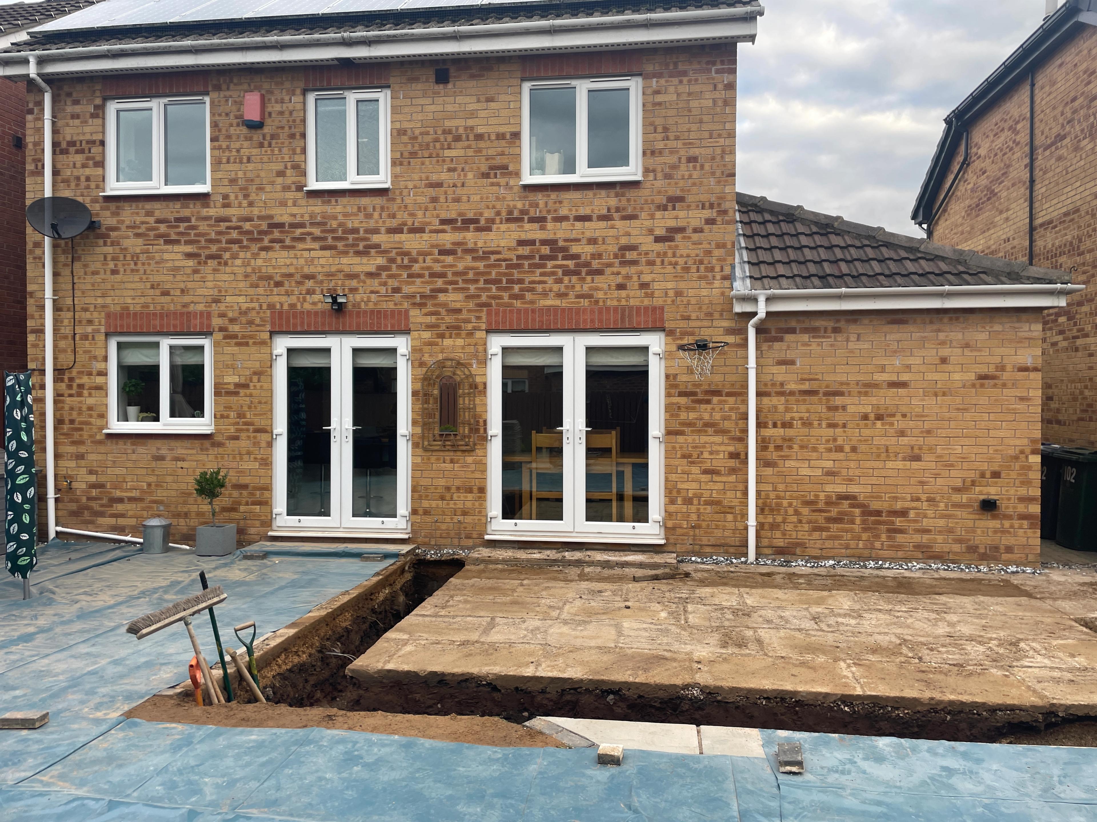 Walstow Crescent - Armthorpe, photo 3
