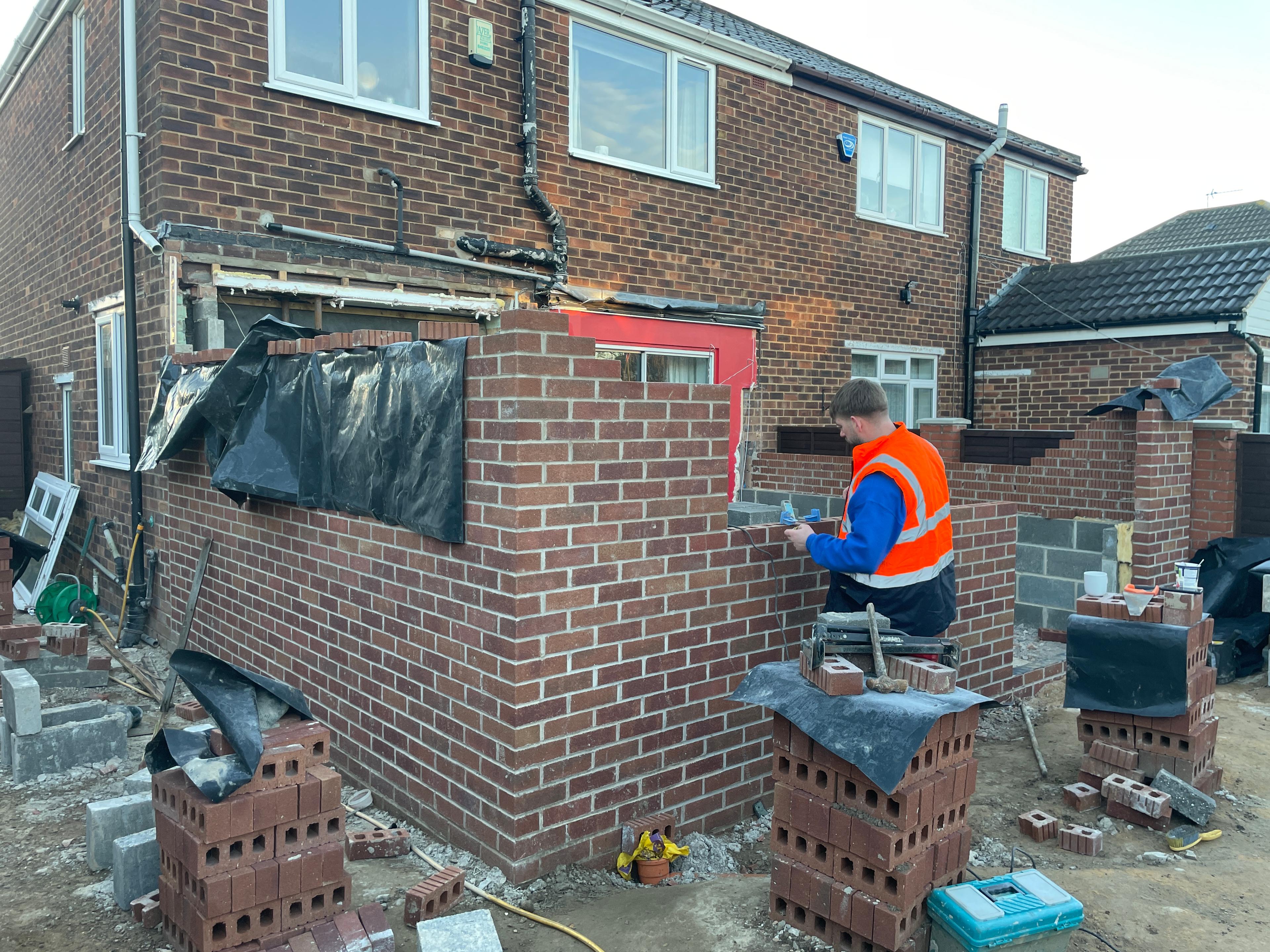 Robin Hood Crescent - Edenthorpe, photo 15