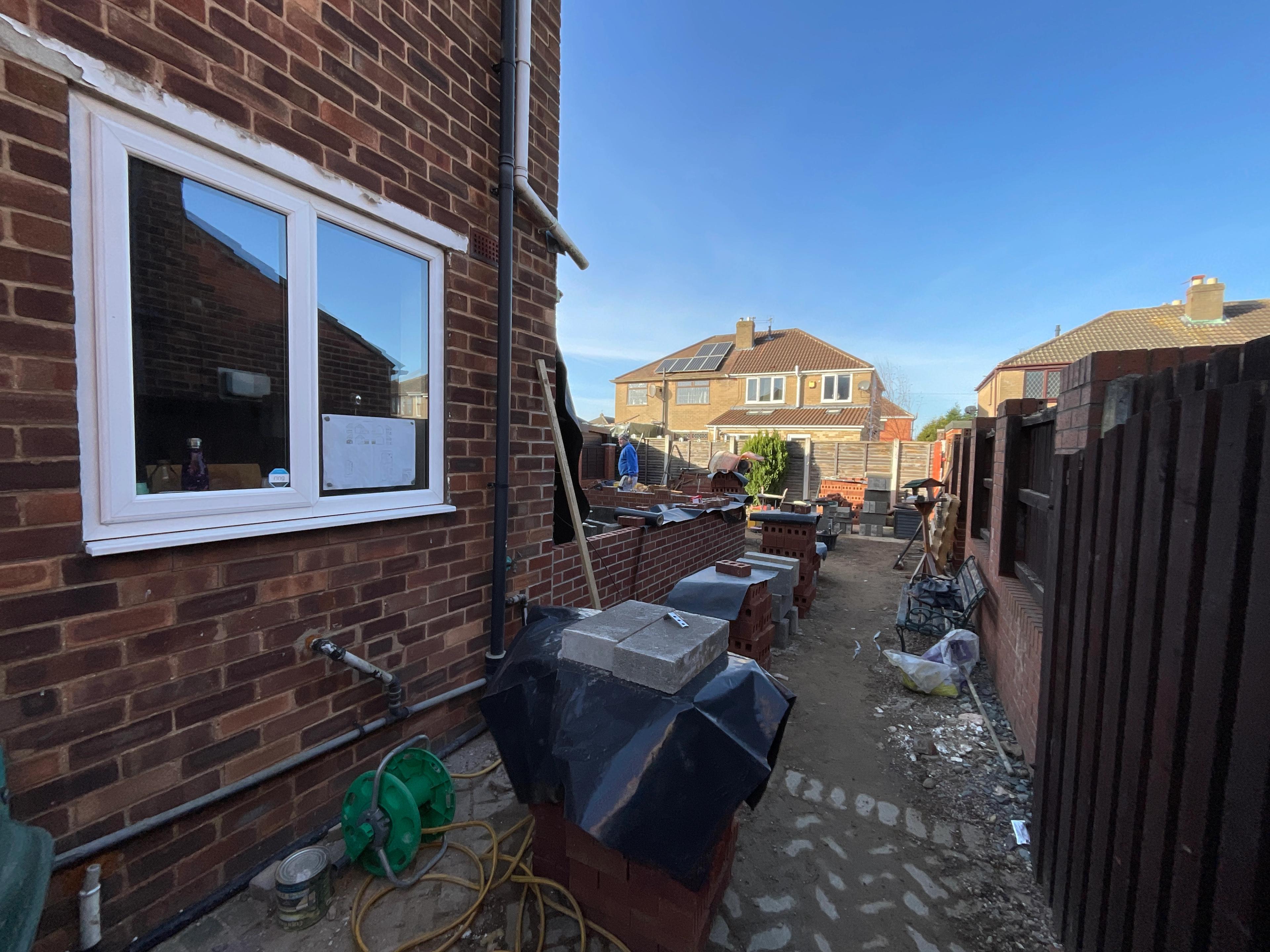 Robin Hood Crescent - Edenthorpe, photo 14