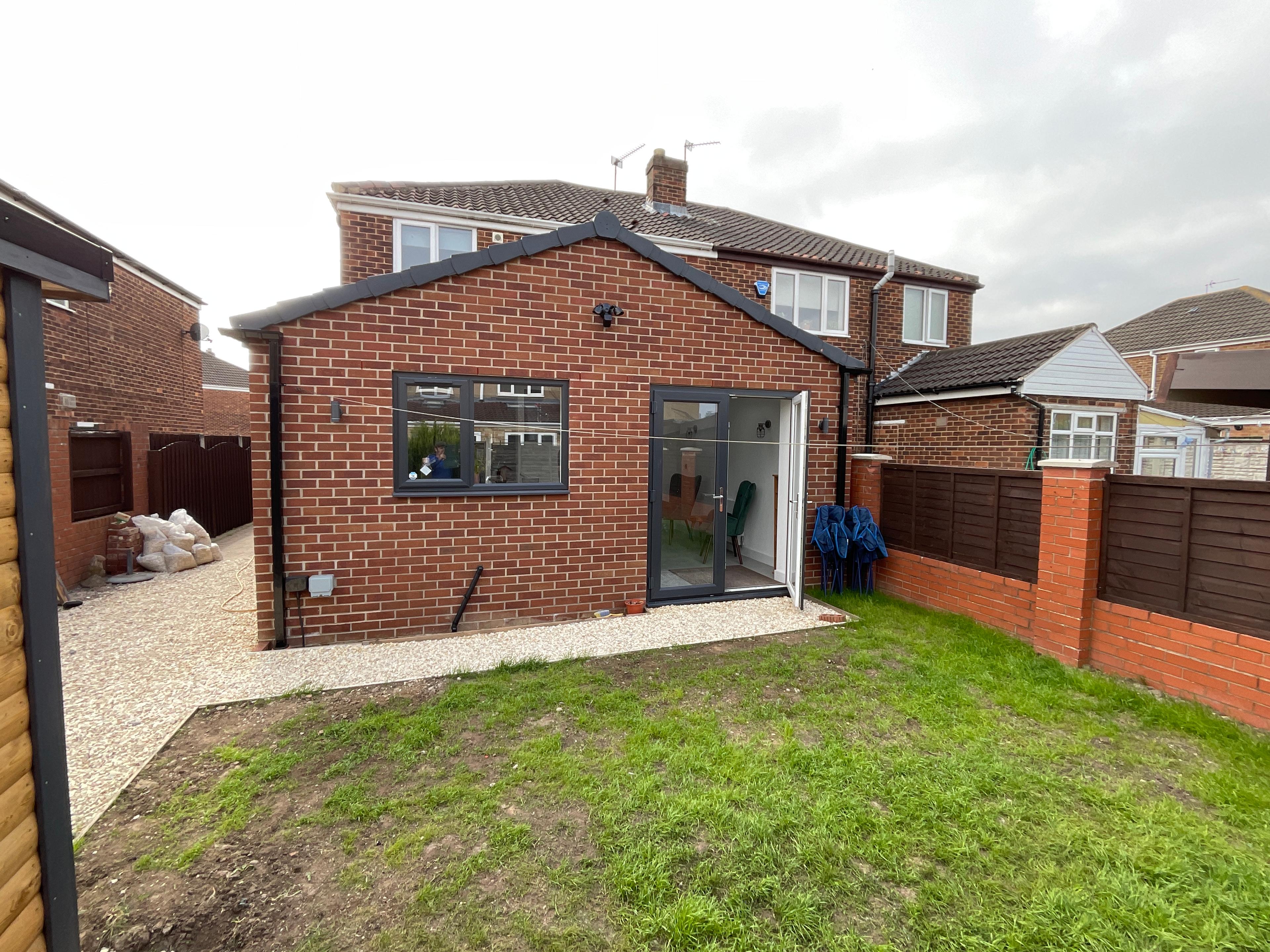 Robin Hood Crescent - Edenthorpe, photo 38
