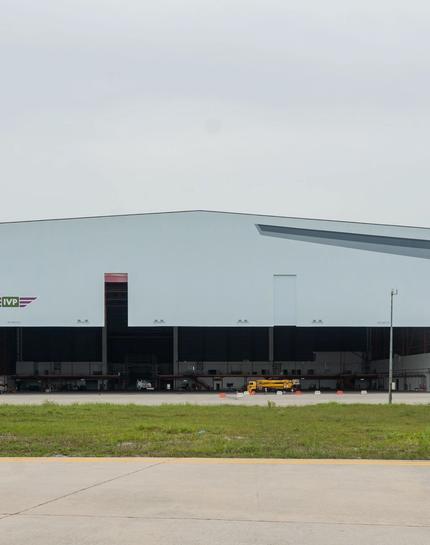 Hangar 4