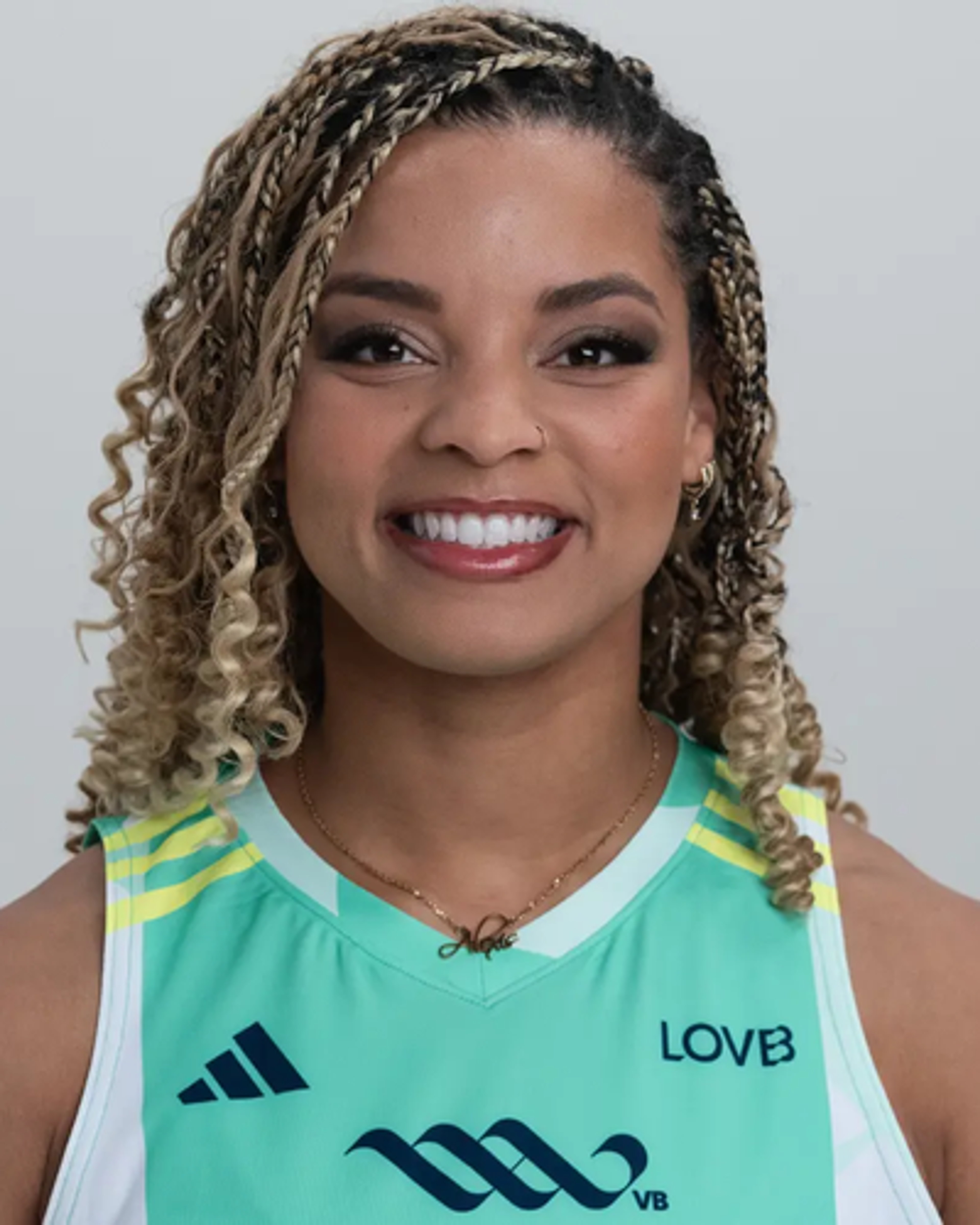 A profile picture for Alexis Hart