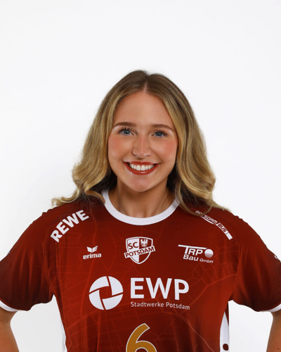 A profile picture for Eleanor Holthaus