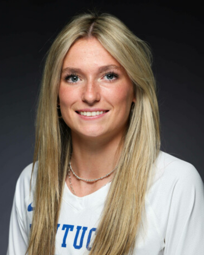 A profile picture for Molly Tuozzo