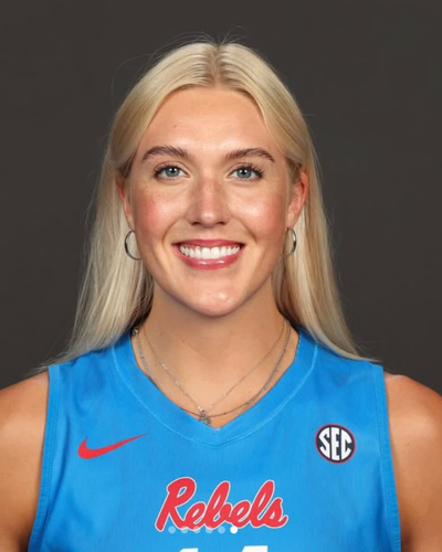 A profile picture for Shayla Meyer