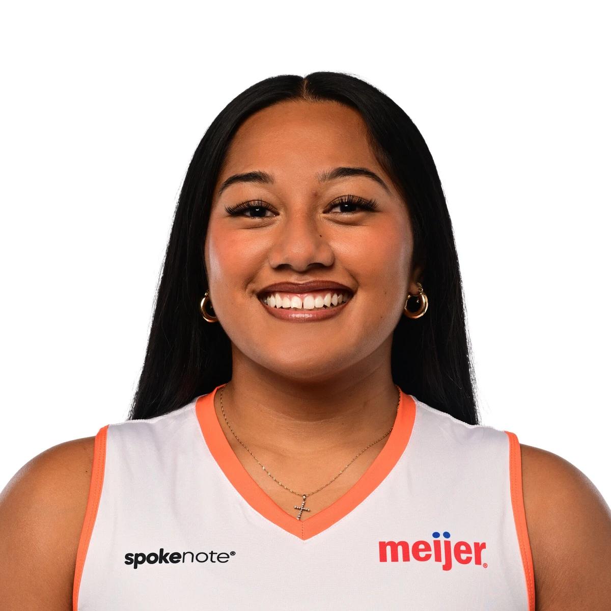 A profile picture for Mia Tuaniga