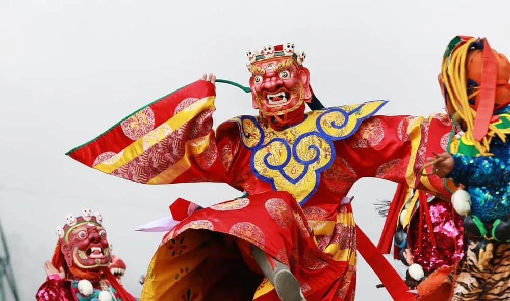 mejor seguro para viajar a Bután