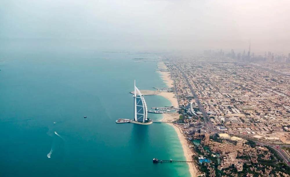 Es seguro viajar a Emiratos Árabes