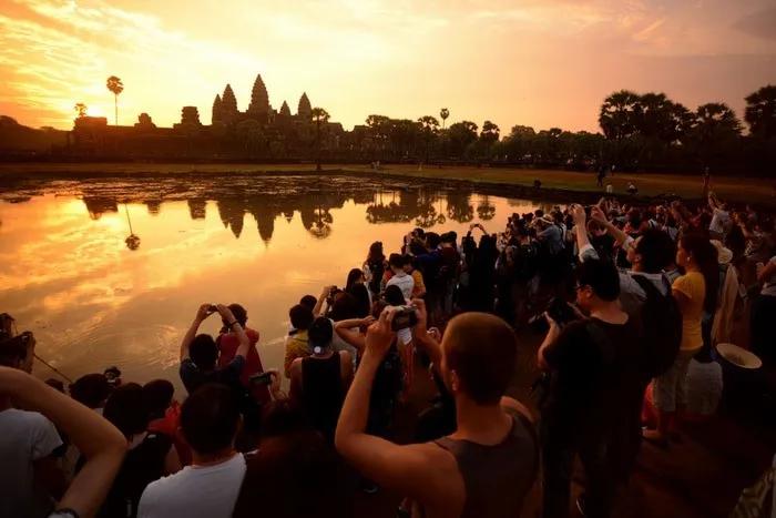 amanacer en Angkor