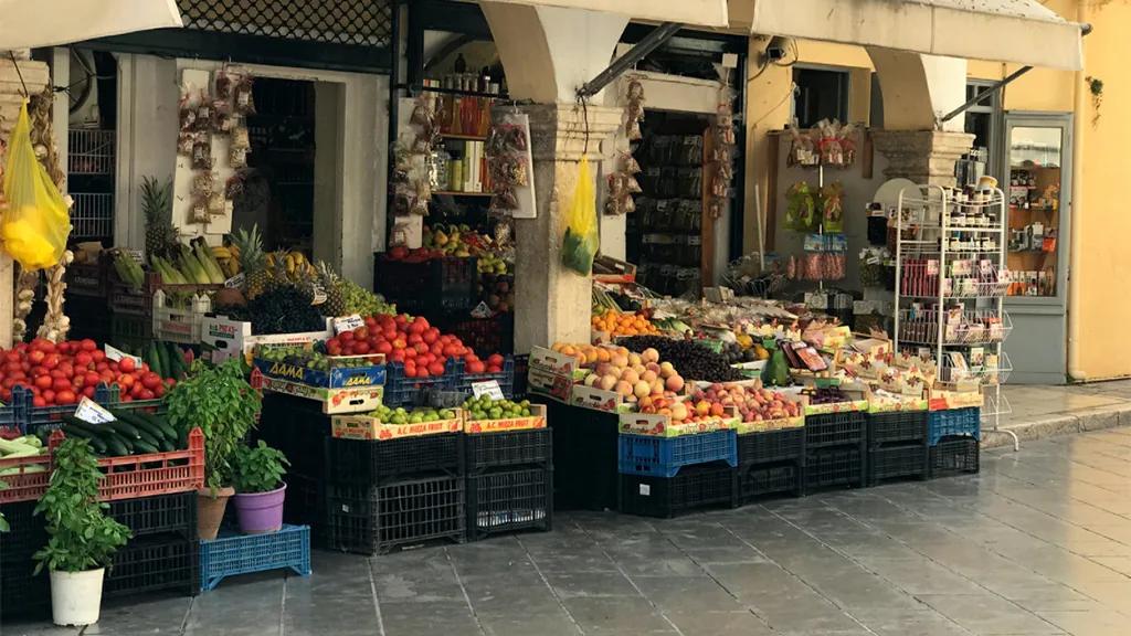 Mercado Rua Comida em Corfu 