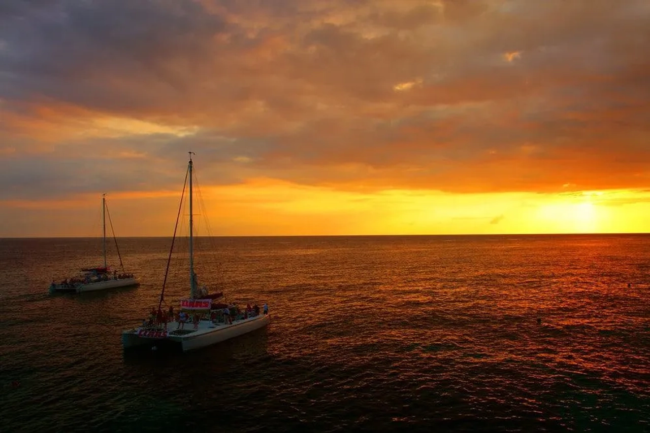 atardecer en Rick's cafe de Jamaica
