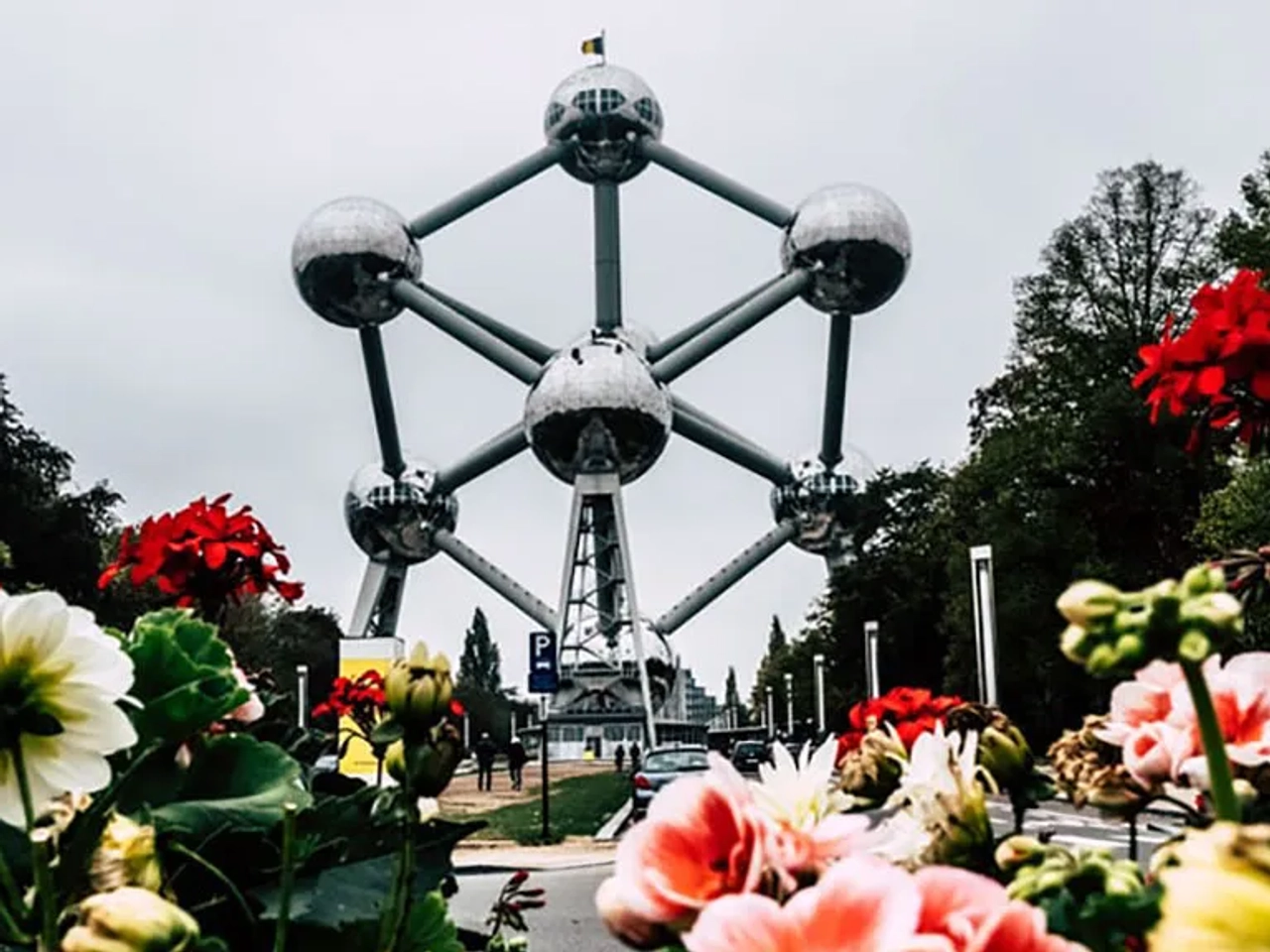 Atomium estátua