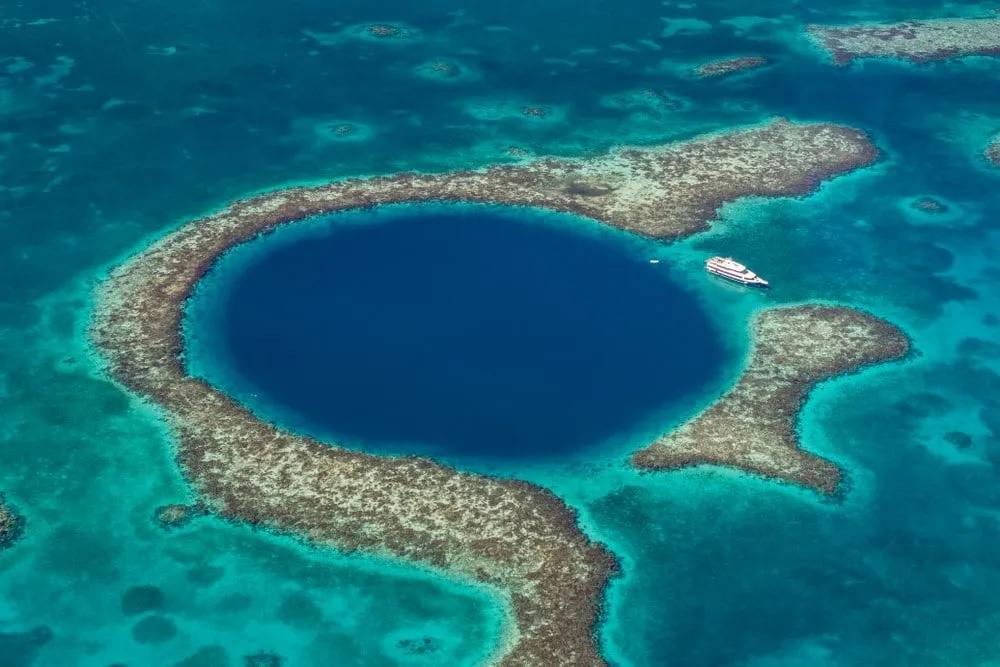 agujero azul de Belice