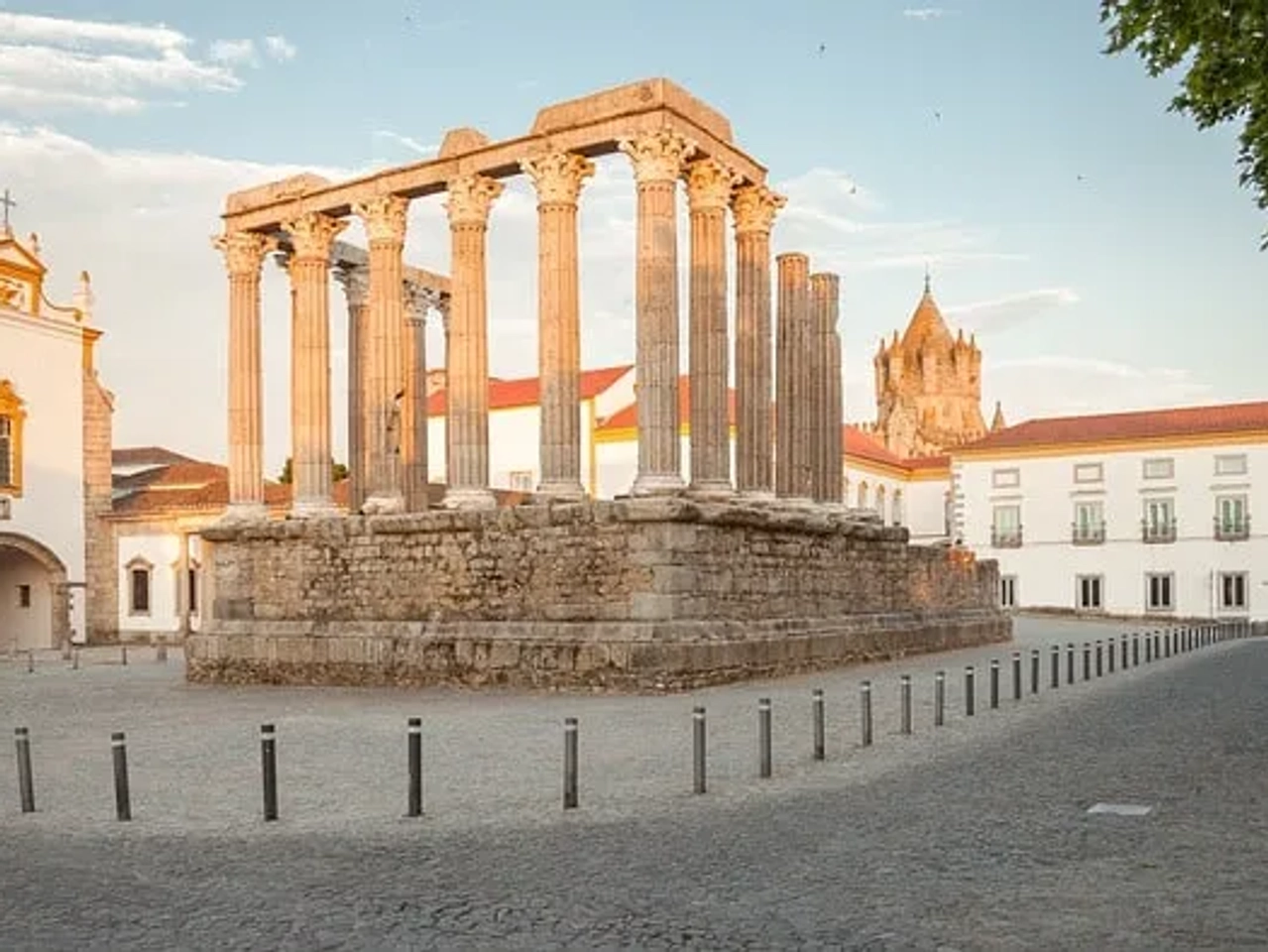 templo diana na cidade de evora