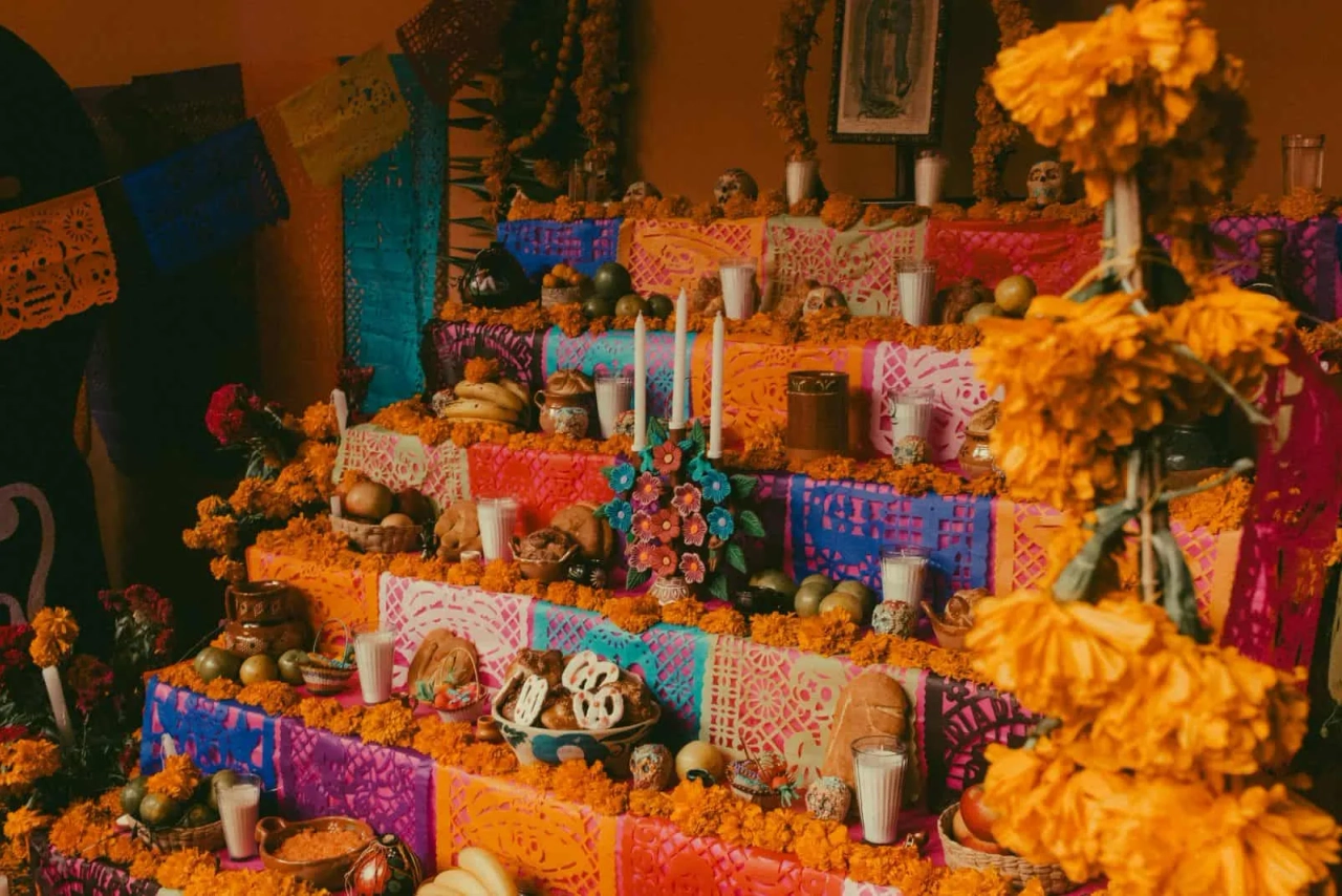 altar do dia de los muertos no mexico