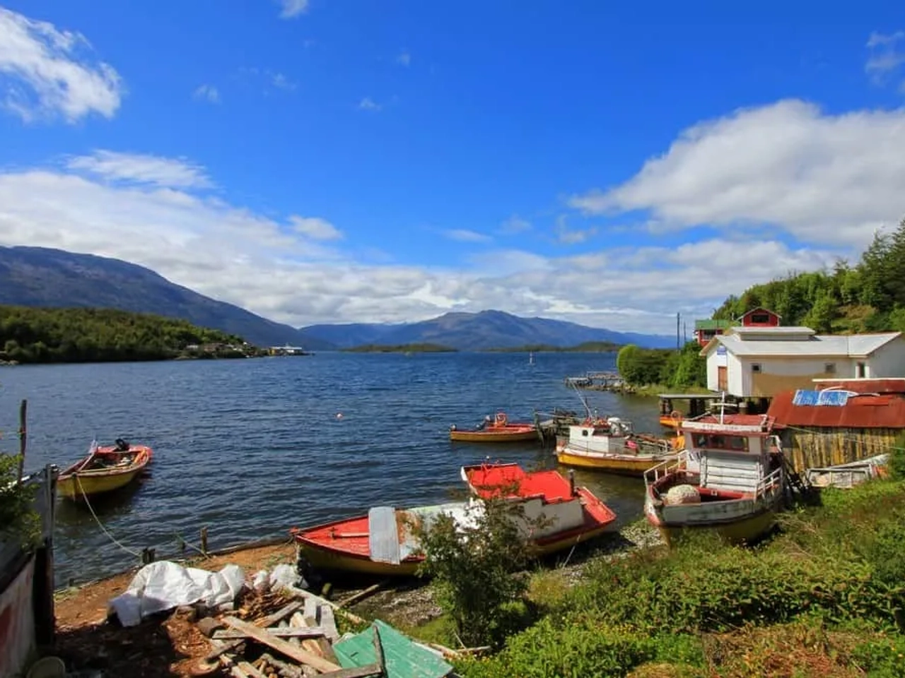 Puerto Edén, cómo llegar