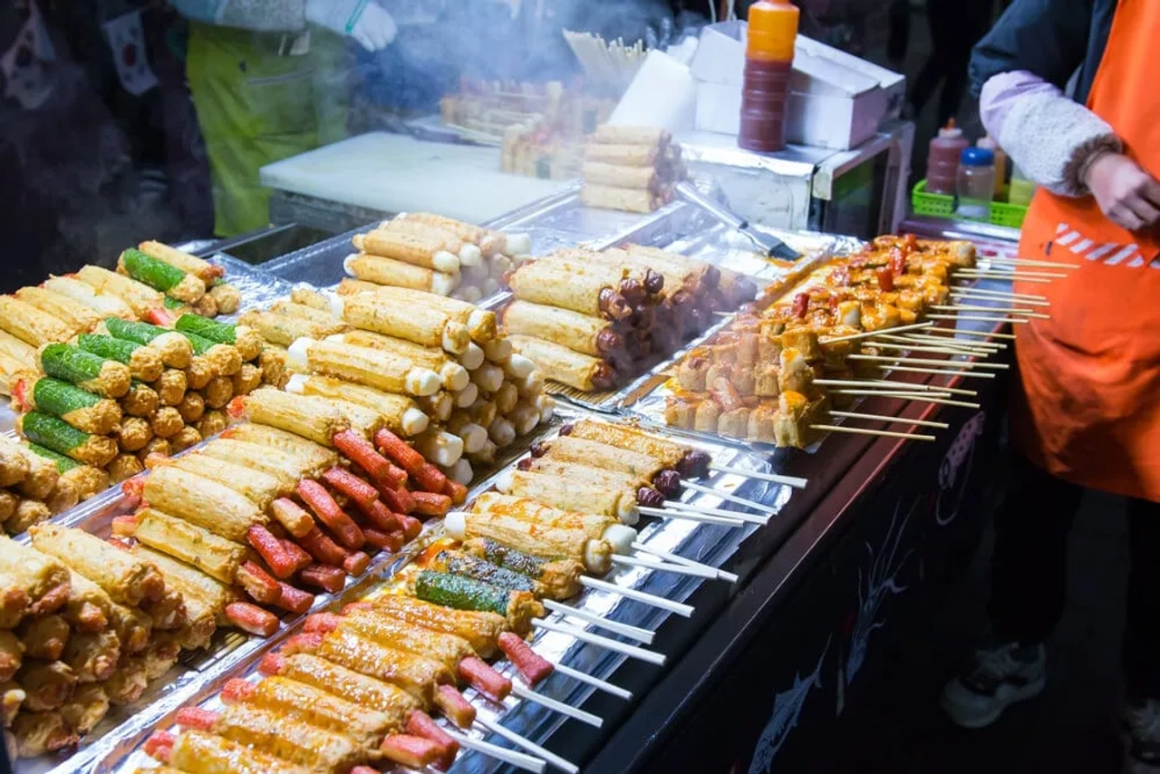 comida no mercado myeong dong
