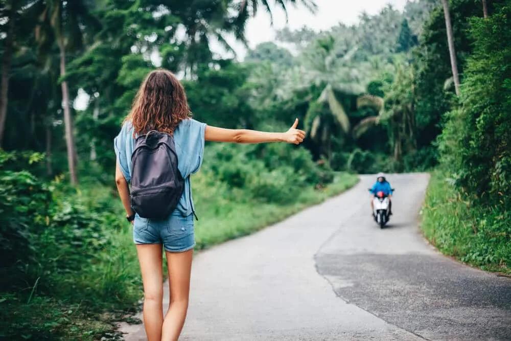 Andar à boleia: o que fazer e o que não fazer