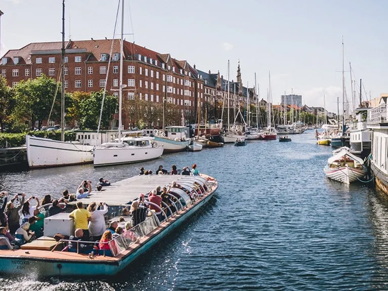 Boat tours em Copenhaga barco