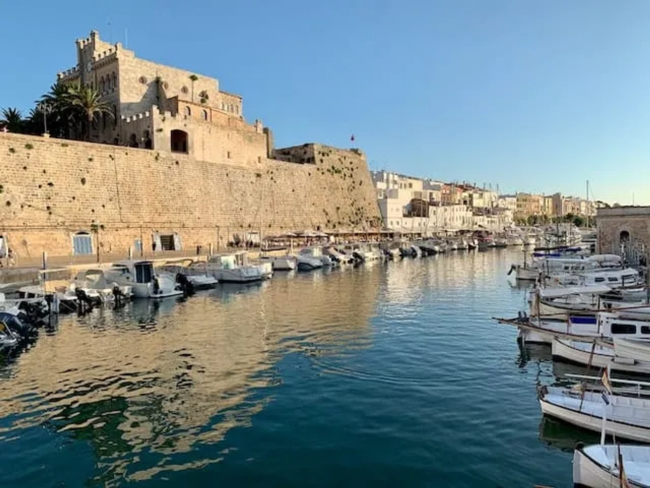 marina na ilha de menorca